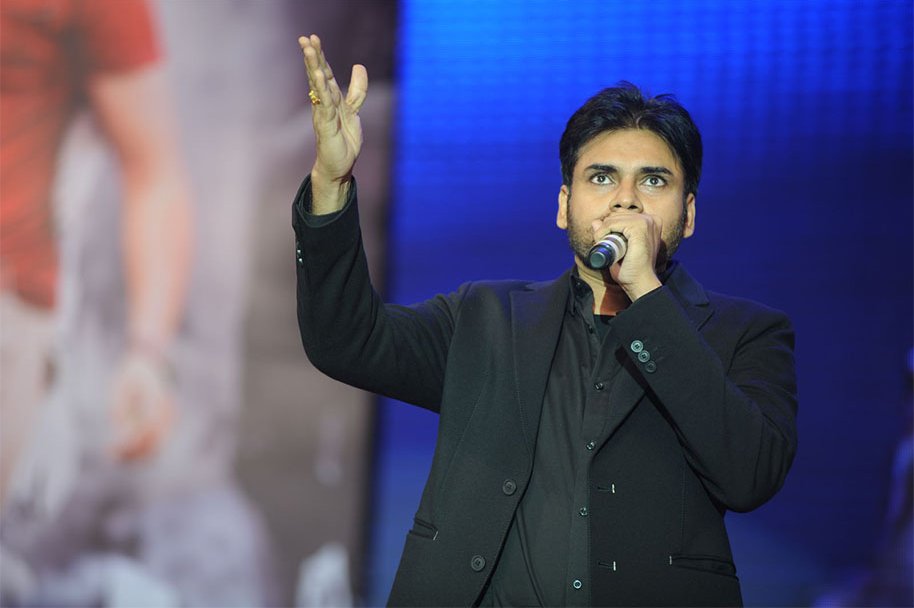 Attarintiki-Daredi-Thank-You-Meeting